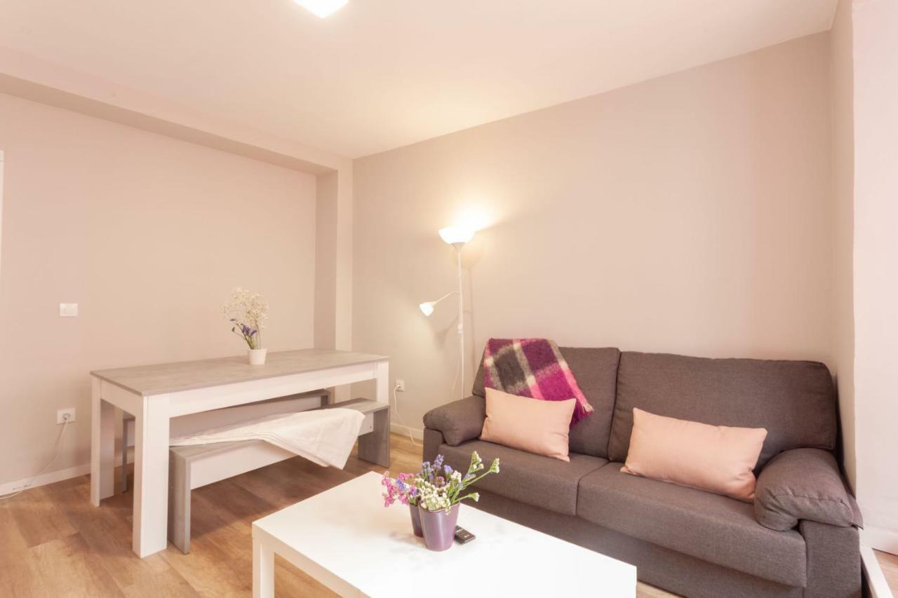 Apartamentos El Paraiso Logroño Esterno foto